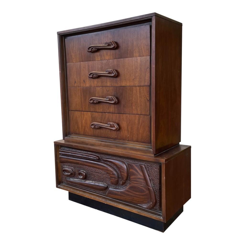 Pulaski Oceanic Midcentury Highboy Dresser (1 of 10)