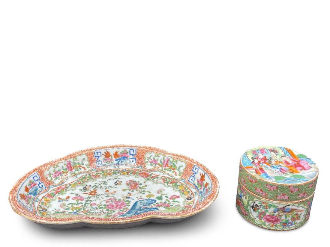 Chinese Scalloped Dish and Mandarin Box (1 of 11)
