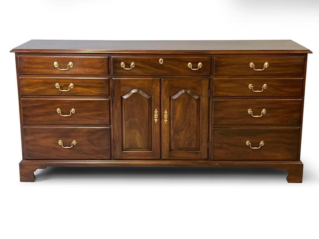 Henkel Harris Mahogany Dresser (1 of 7)