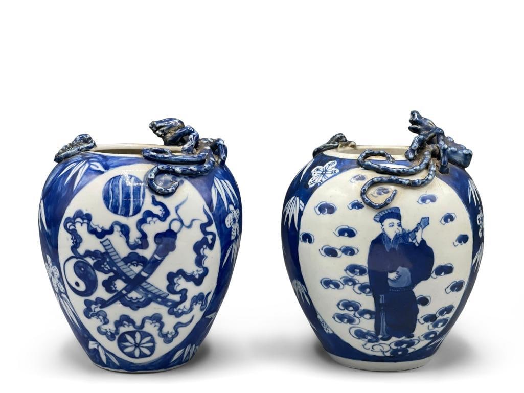 Pair of Chinese Blue & White Jars: A pair of Chinese blue and white jars with dragon and bats around rim. 5-1/2in tall x 4-1/2in wide. | Philadelphia Metro area delivery, NYC curbside delivery, and international third-party shipper inf