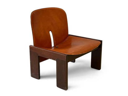 Tobia Scarpa Model 925 Lounge Chair: A Tobia Scarpa for Cassina model 925 lounge chair with a dark stained walnut frame and leather covered seat and back. Labeled. 28in tall x 26in wide x 21in deep. | Philadelphia Metro area delivery, NY