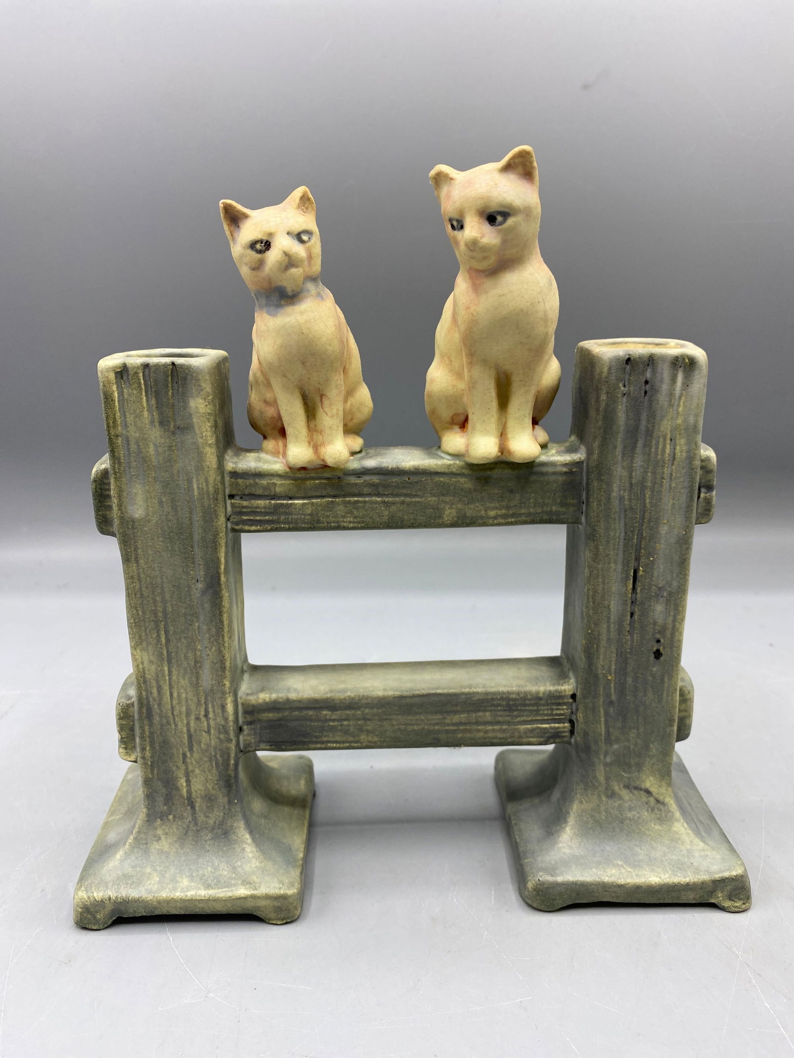 Weller Muskota Cats Bud Vase (1 of 3)