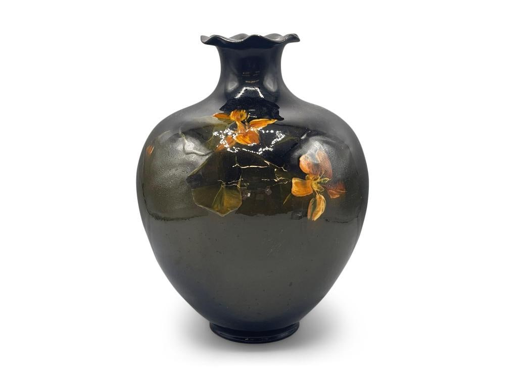 Weller Louwelsa Floral Vase (1 of 6)