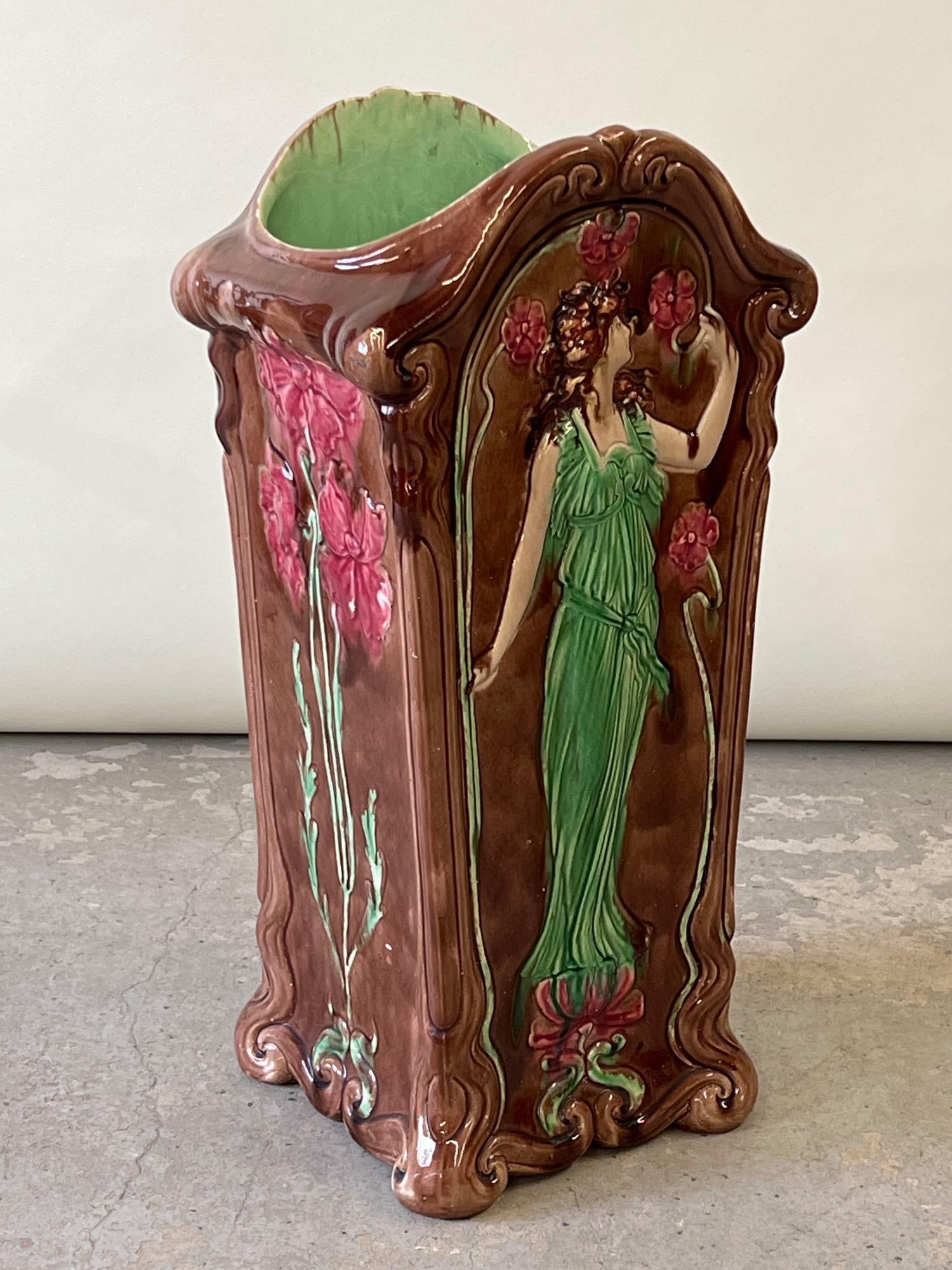 Attrib. Roseville Majolica Umbrella Stand (1 of 6)