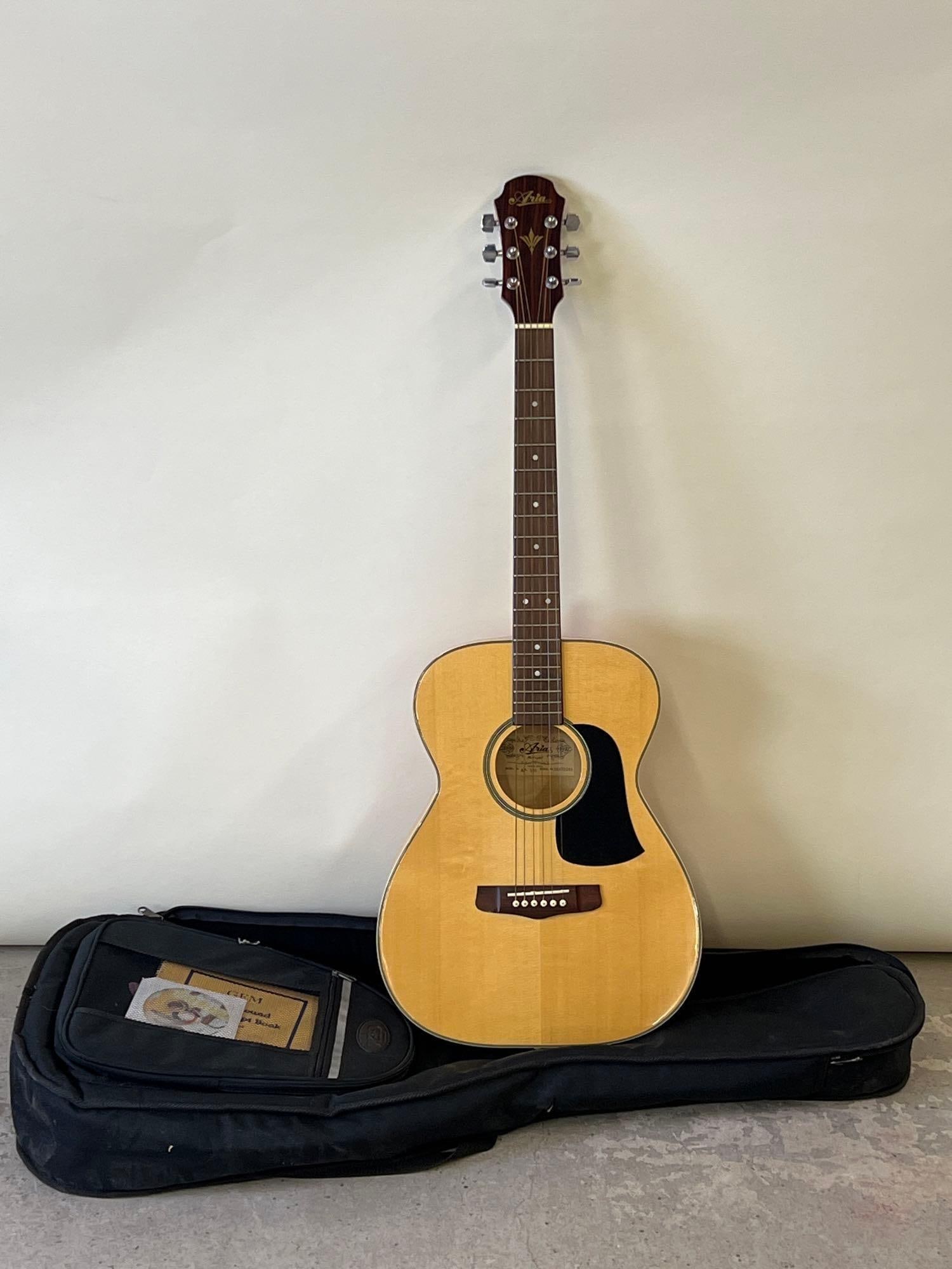 Aria AF-530 Acoustic Guitar (1 of 7)