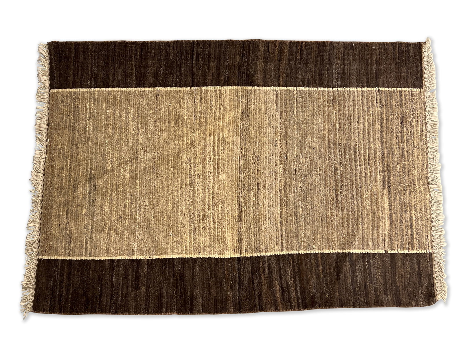 Iranian Sahar Area Carpet, 5ft 6in x 3ft 11in: An Iranian Sahar area carpet with earthtone coloration. 5ft 6in x 3ft 11in. | Philadelphia Metro area delivery, NYC curbside delivery, and international third-party shipper information are all availab