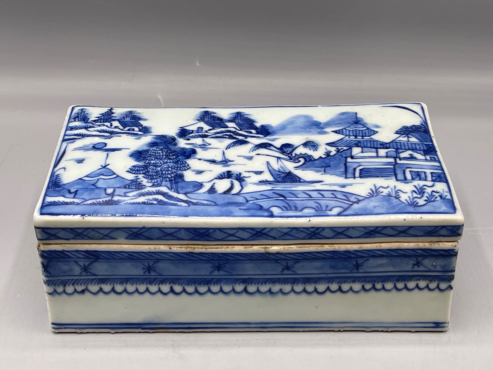 19th C. Chinese Blue & White Lidded Brush Box (1 of 5)