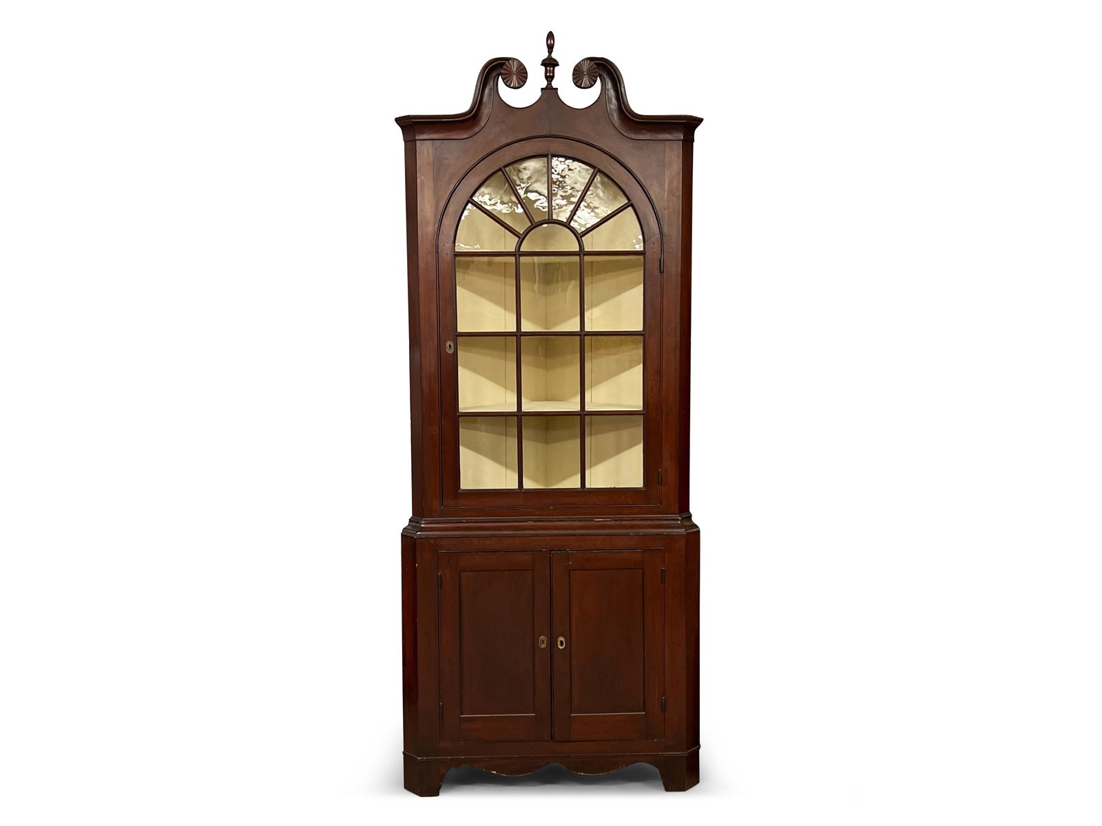 Chippendale Mahogany Two-Part Corner Cupboard (1 of 8)