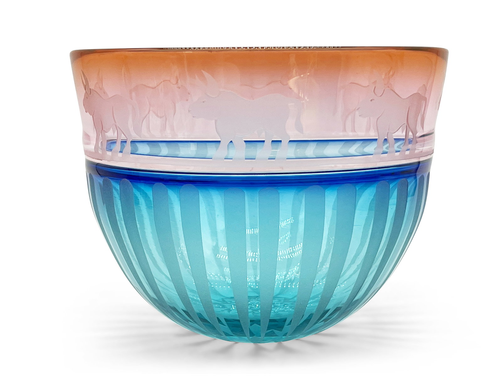 Gary Genetti Etched Art Glass Bowl: A Gary Genetti etched art glass bowl with bull design. Signed "Genetti" on base. 6-1/2in tall x 8-1/2in wide. | Philadelphia Metro area delivery, NYC curbside delivery, and international third-party s