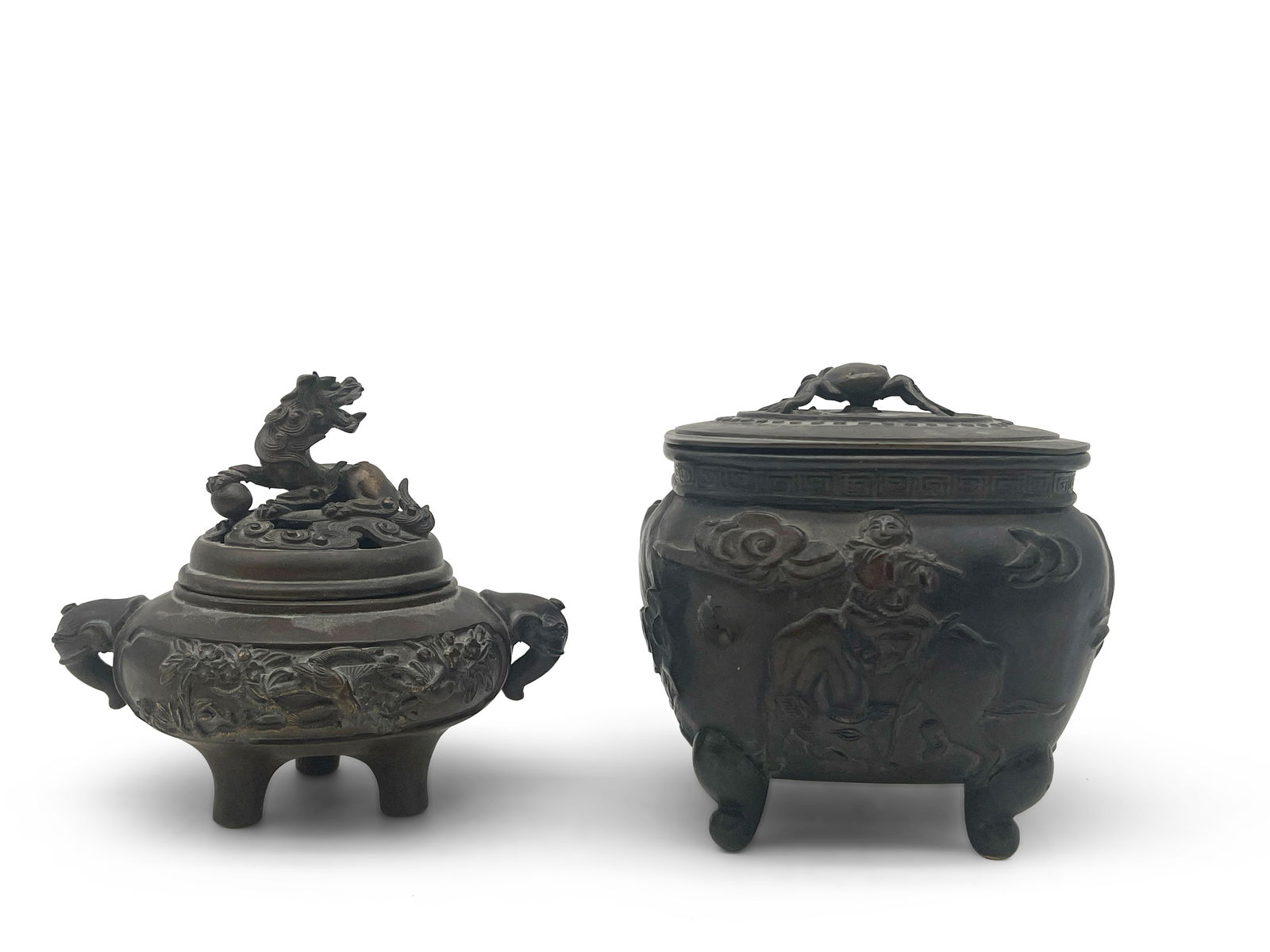 Two Chinese Bronze Censers (1 of 9)