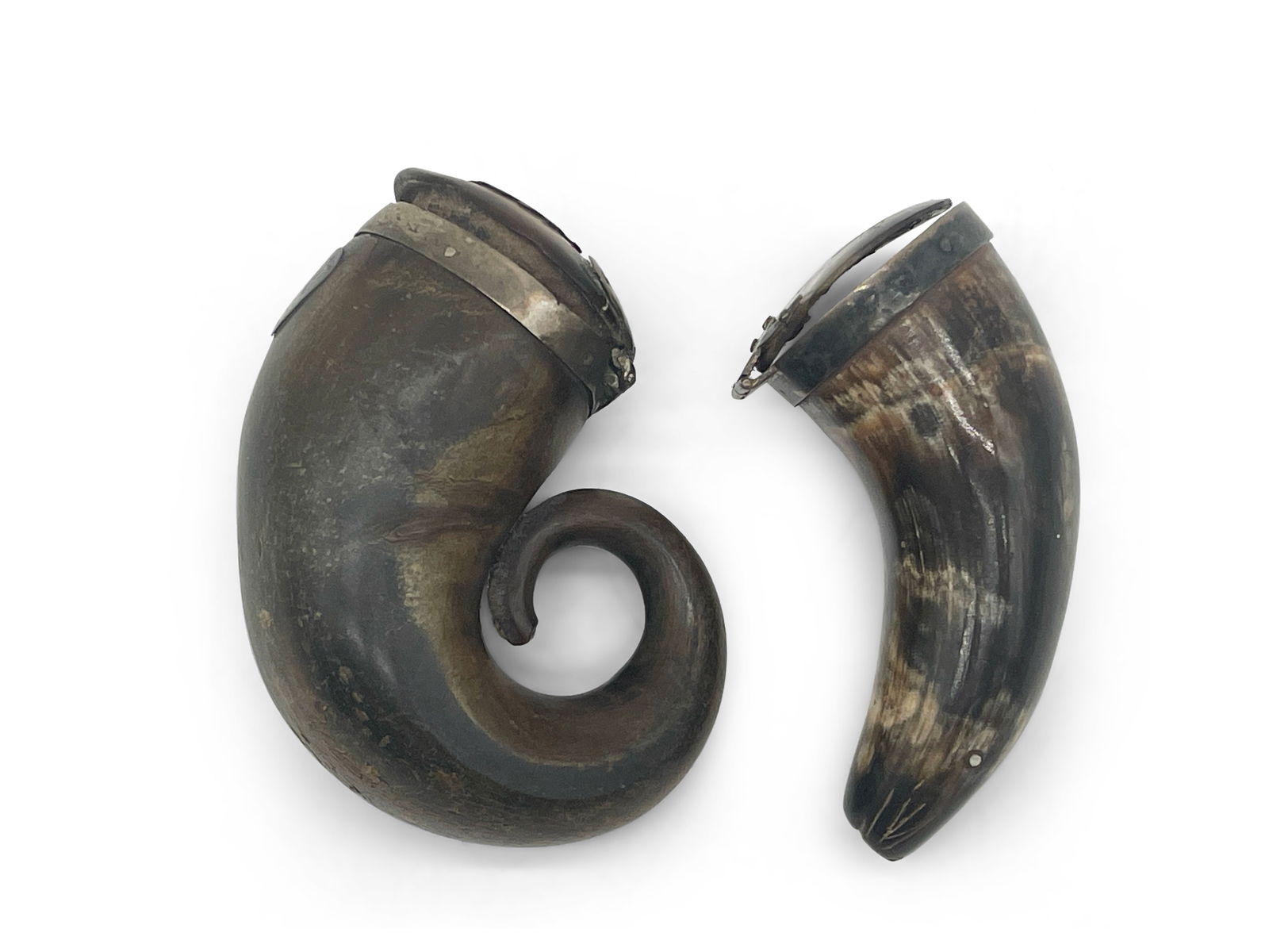 Two Silver Mounted Rams Horn Snuff Boxes (1 of 4)