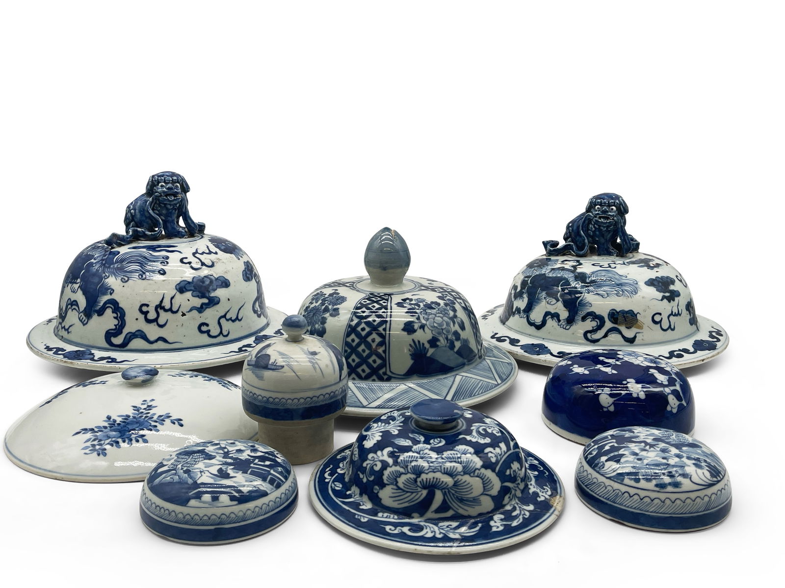 Nine Chinese Blue & White Porcelain Lids (1 of 7)