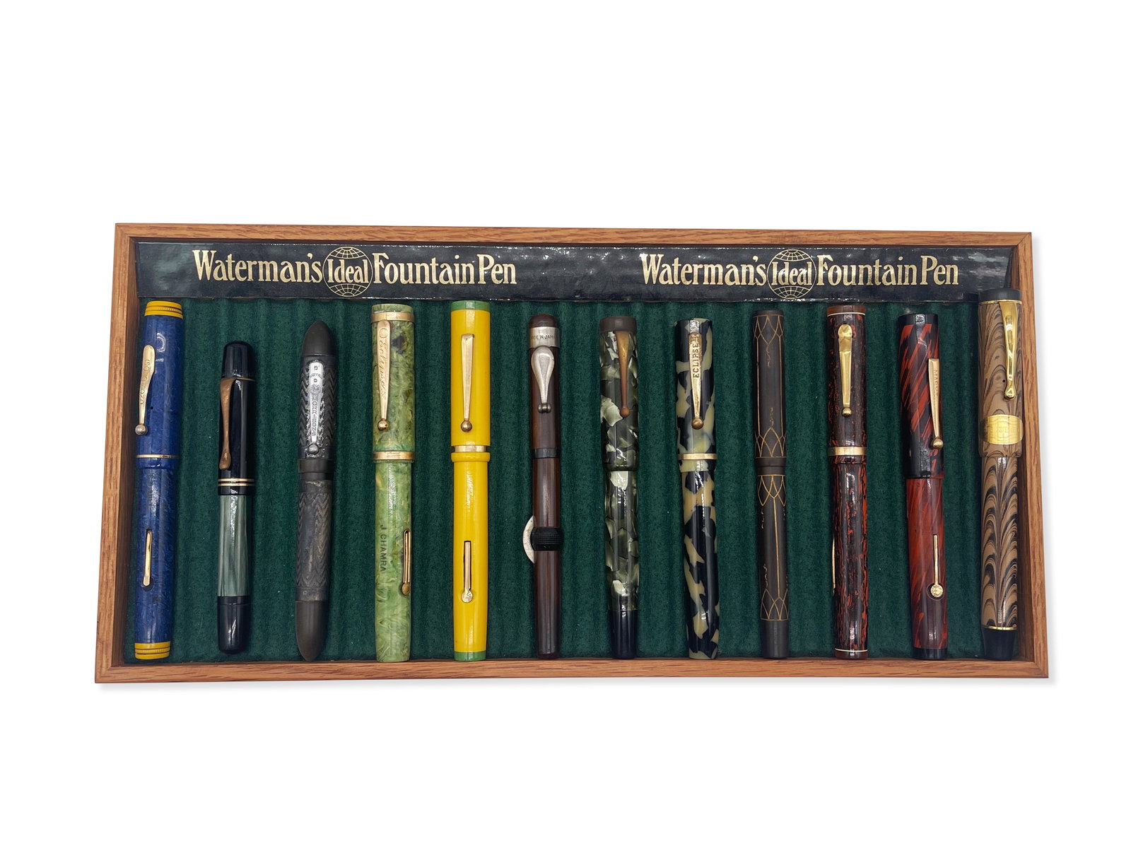 12 Very Fine Fountain Pens (1 of 9)