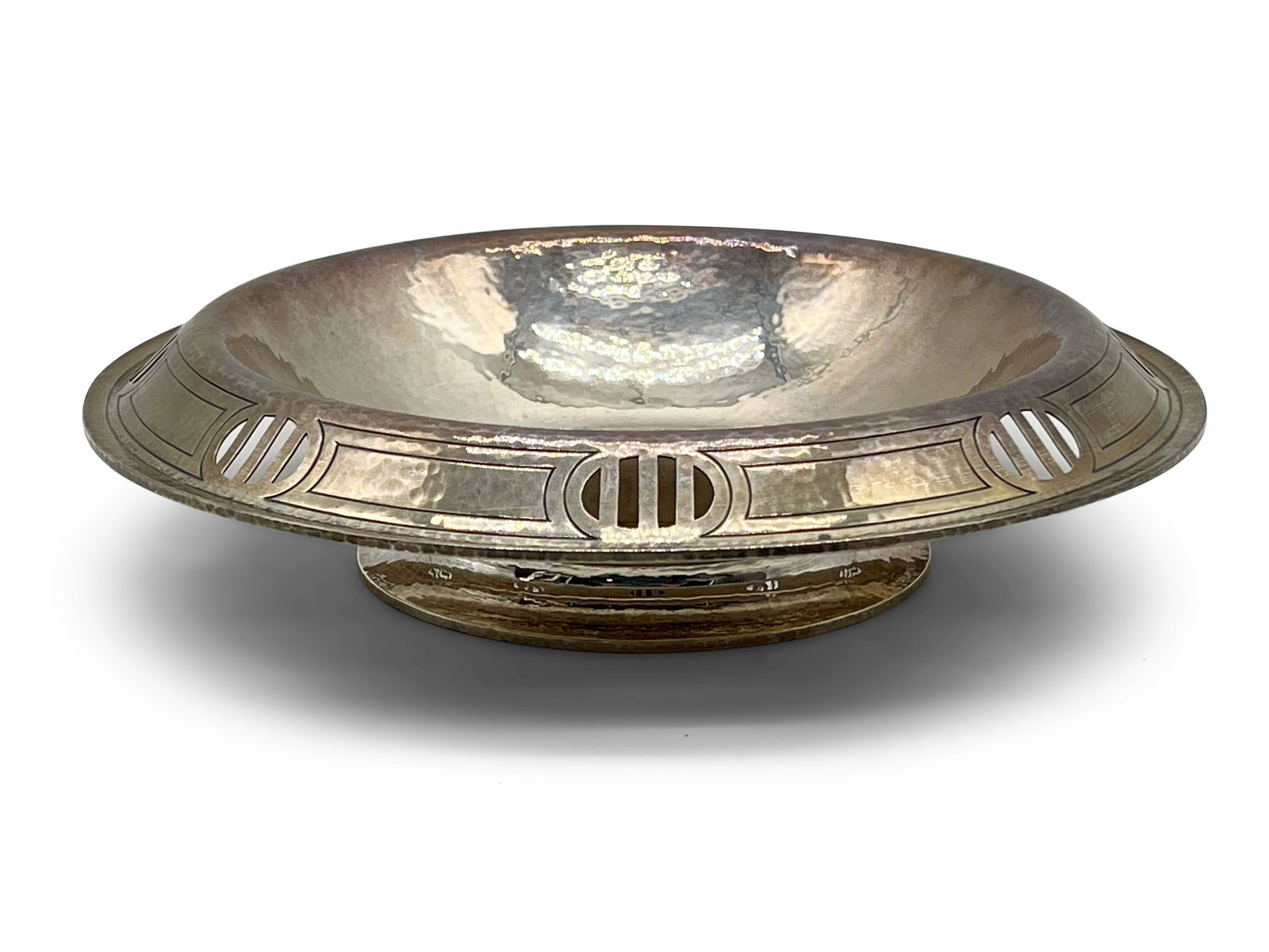 Black, Starr & Frost Sterling Silver Footed Bowl: A Black, Starr & Frost hammered sterling silver footed bowl of Arts & Crafts form with a pierced and rolled rim. 2-1/2in tall x 10in diameter. 14.58 ozt. | Philadelphia Metro area delivery, NYC curbsi