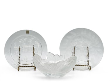 Lalique Compeigne Bowl and Two Plates
