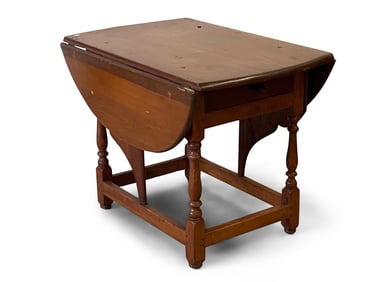 18th C. New England Pine Butterfly Table