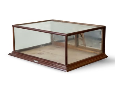 Oak and Glass Country Store Showcase