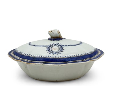 Chinese Export Covered Vegetable Dish