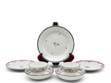 Seven Pieces of Chinese Export Porcelain