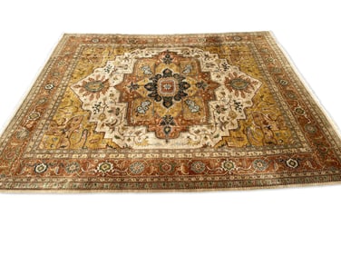 Indian Serapi Heriz Carpet, 16ft x 14ft