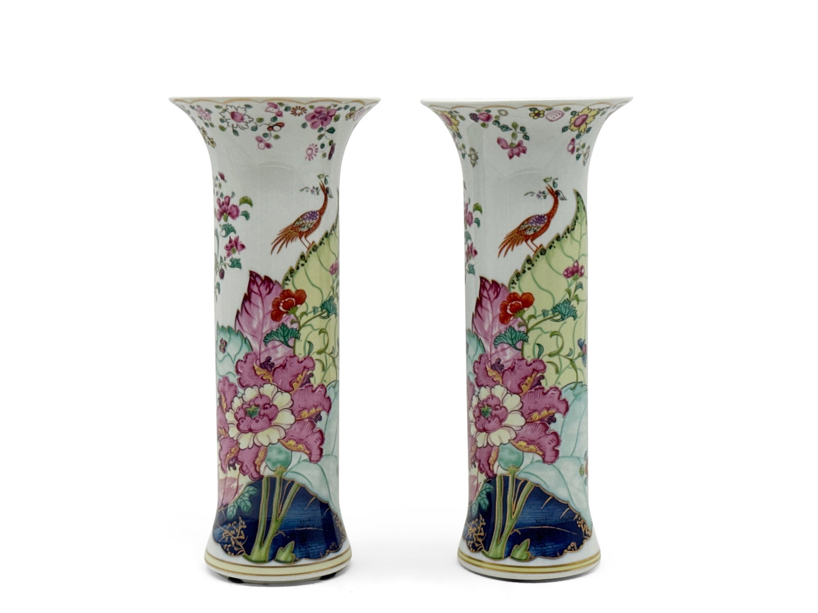 Pair of Mottahedeh Tobacco Leaf Trumpet Vases: A pair of Mottahedeh tobacco leaf trumpet-form vases. Marked Mottahedeh. 11-1/2in tall x 3in wide. | You have additional shipping options! Philadelphia Metro area delivery, NYC curbside delivery, and 