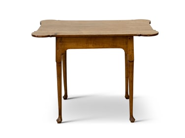 New England Queen Anne Porringer-Top Tea Table