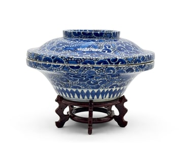 Chinese Blue and White Phoenix Covered Bowl