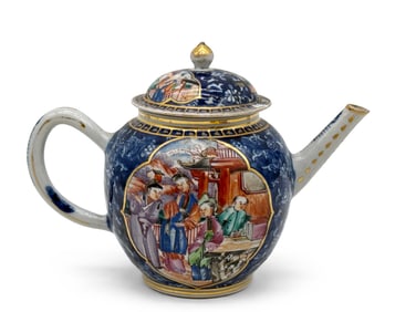 Chinese Export Lidded Teapot