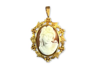 Carved Cameo Brooch Pendant