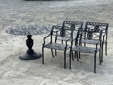 Four Kenneth Lynch & Sons (attrib.) Garden Chairs and Table