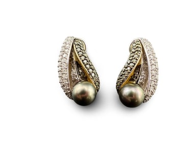 Pair of 14K Gold Earrings with Pearls and Diamonds
