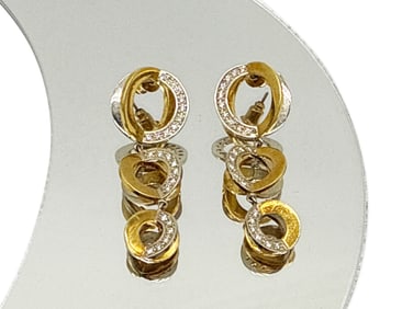 Pair of 18K Gold and Diamond Dangler Earrings