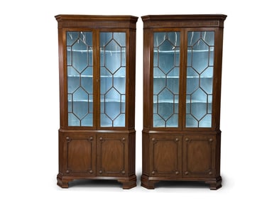 Pr. Kittinger Georgian-style Mahogany Corner Cabinets