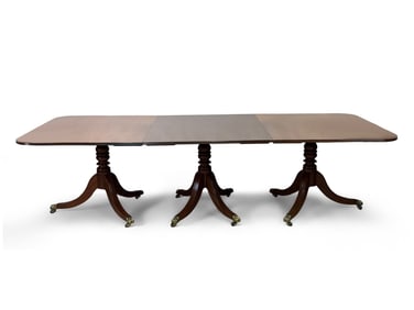 Kittinger Williamsburg Adaptation Dining Table