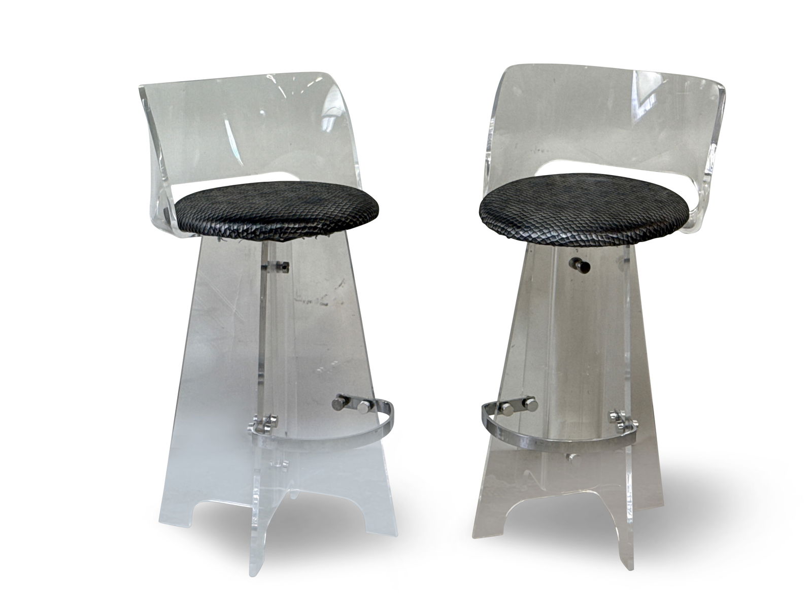 Pair of Post-Modern Lucite & Chrome Counter Stools (1 of 4)
