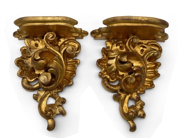 Pair of Italian Baroque Giltwood Wall Sconce Brackets