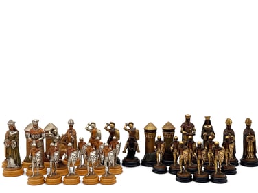 Anri Italian Carved Montsalvat Chess Set