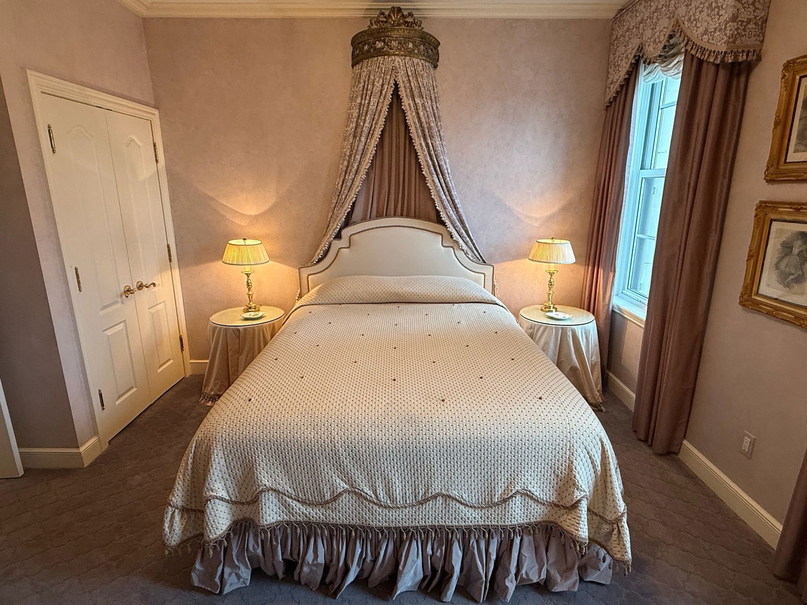 French Bronze Bed Crown and Queen Size Bed (1 of 6)