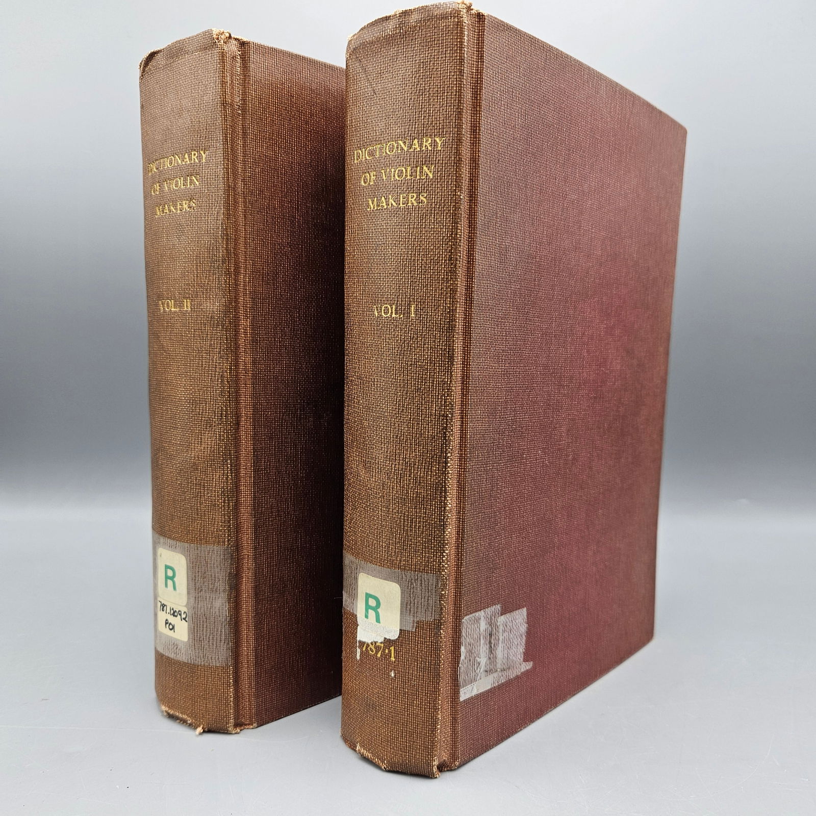 [Music] Dictionary of VIolin Makers (1 of 9)