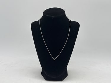 14K White Gold Diamond Pendant Necklace