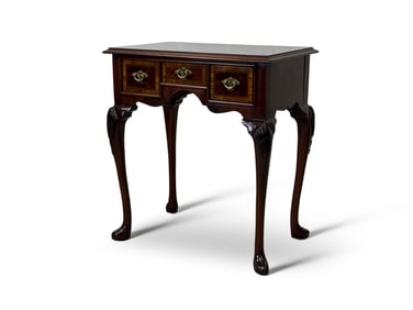 Hickory Chair Queen Anne-style Lowboy