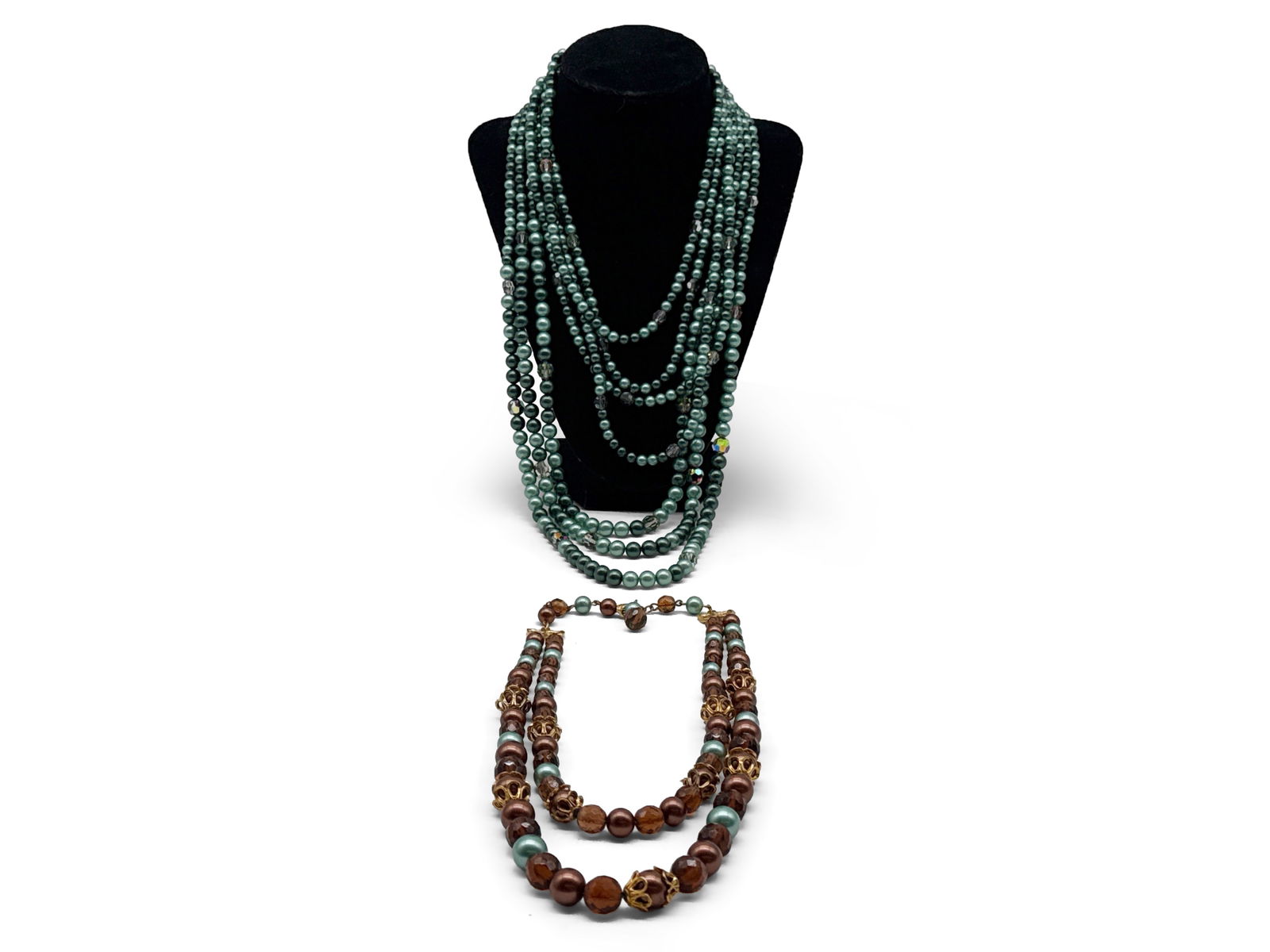 Two Schiaparelli Green Pearlescent Costume Necklaces (1 of 4)