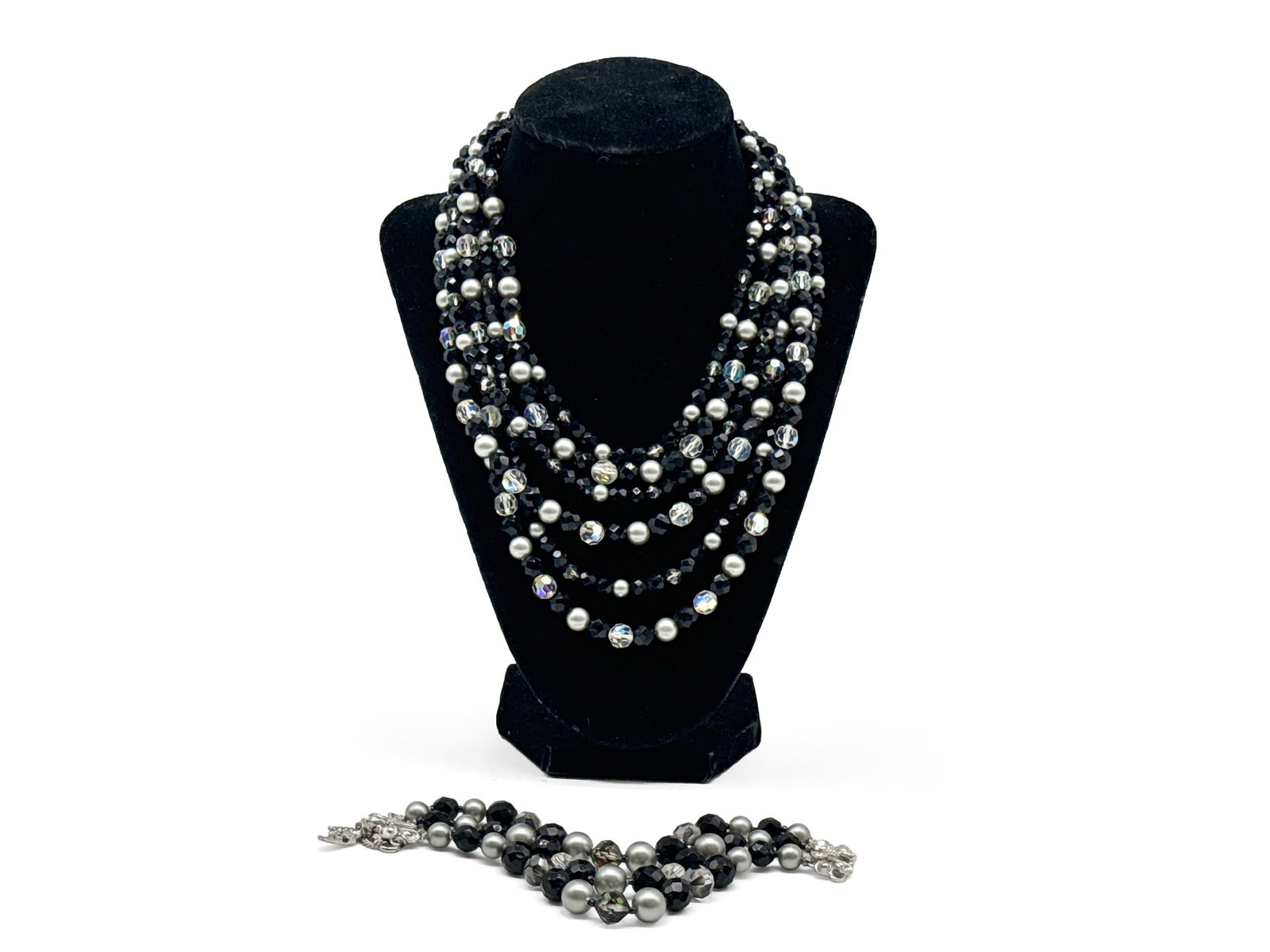 Two Schiaparelli Faux Pearl Costume Necklace and Bracelet (1 of 5)