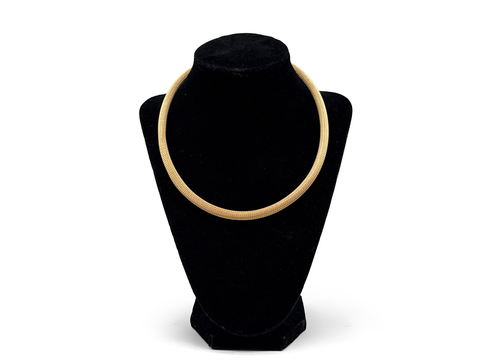 Damas 18K Yellow Gold Mesh Rope Necklace: A Damas 18K yellow gold mesh rope necklace. Marked Damas 750. 31.2 dwt. 18in long. | You have additional shipping options, and are not required to use Live Shipping. Additional third-party shipper det