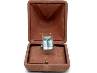 19ct Aquamarine Cocktail Ring in Platinum Band