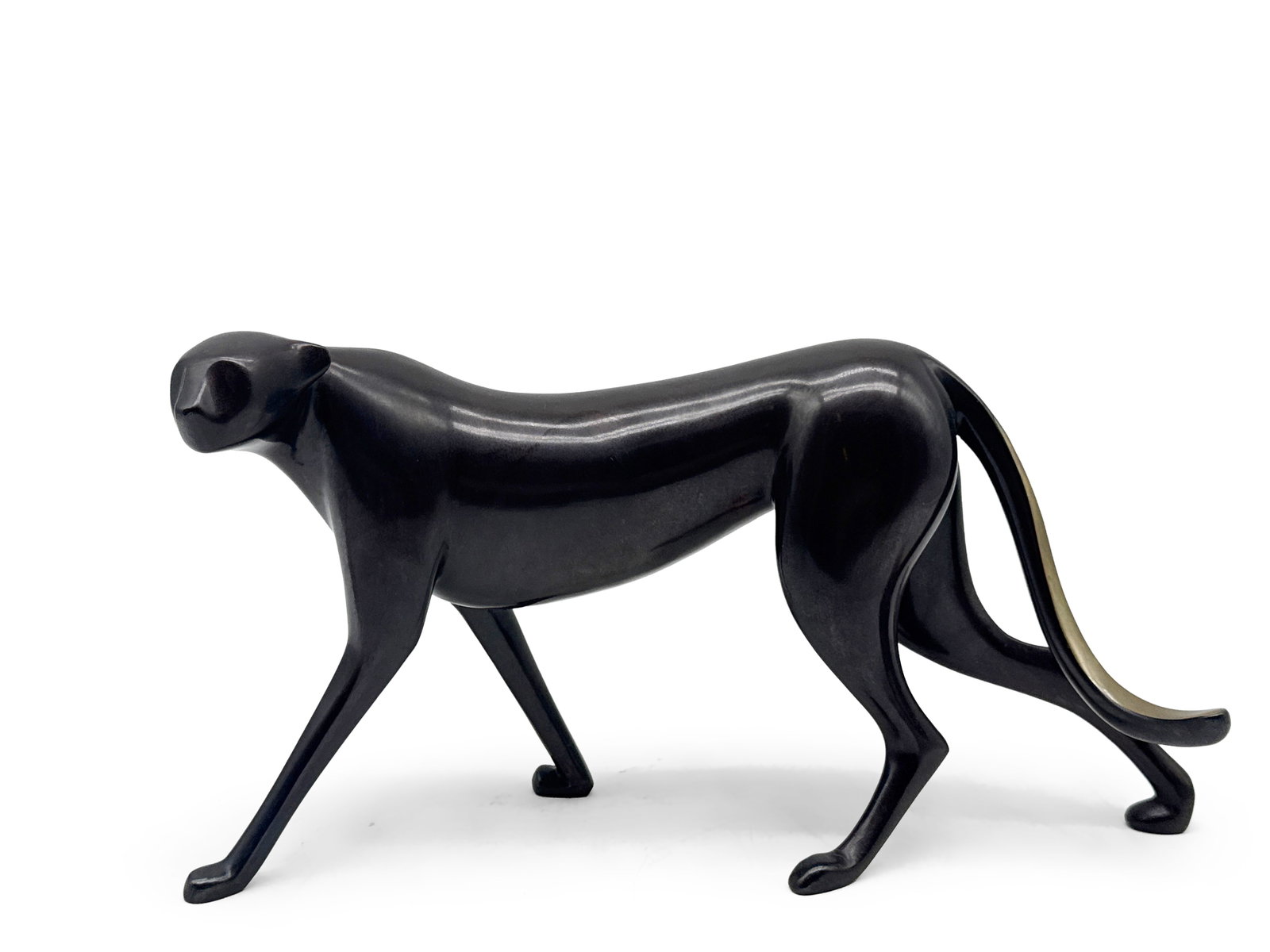 Loet Vanderveen Bronze: Panther (1 of 4)