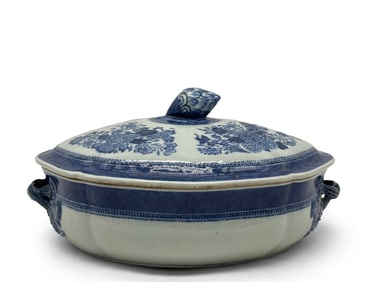 Chinese Export Porcelain Fitzhugh Warming Dish