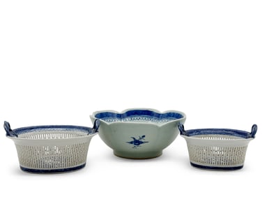 Chinese Export Canton Chestnut Baskets and Bowl