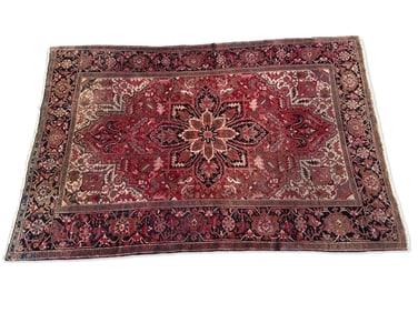 Heriz Room-Size Carpet, 11ft 1in x 7ft 8in