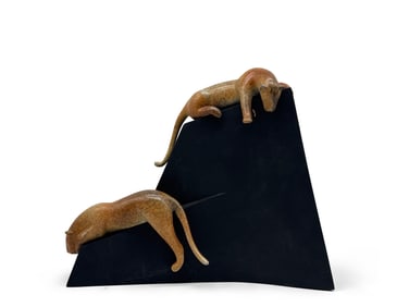 Loet Vanderveen Bronze: Lioness and Cub